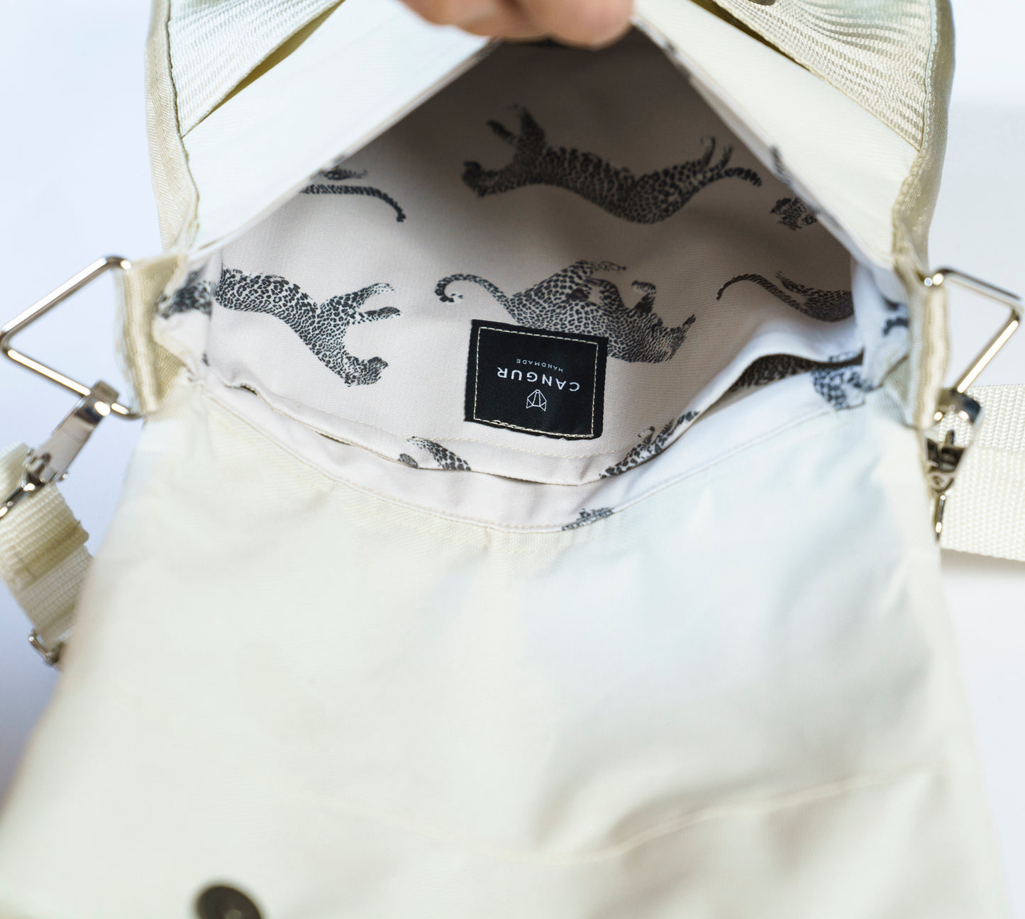 TOREBKA beżowa Calle Bilbao