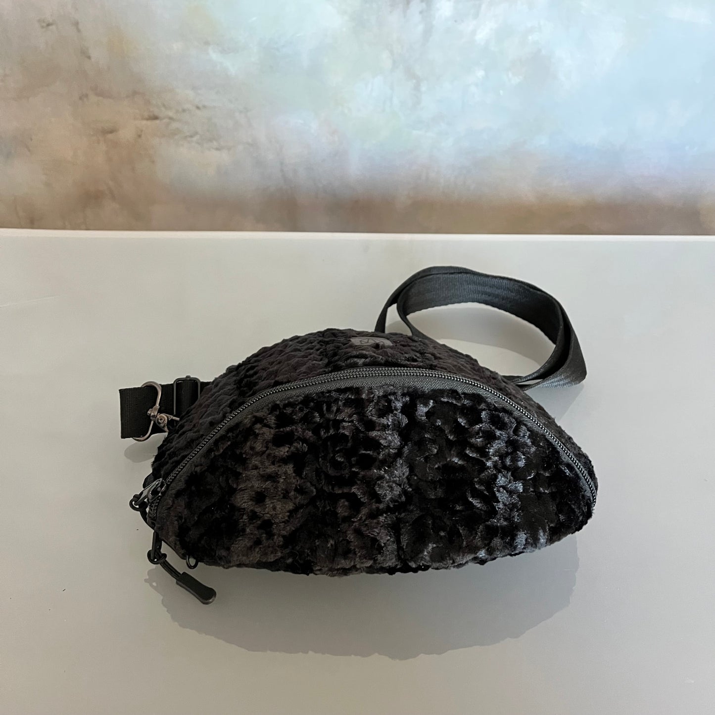 Nerka Diagonal Ave karakuły