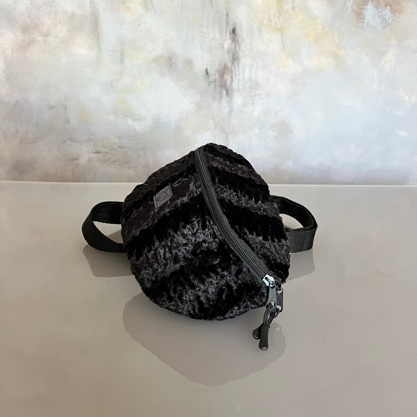 Nerka Diagonal Ave karakuły