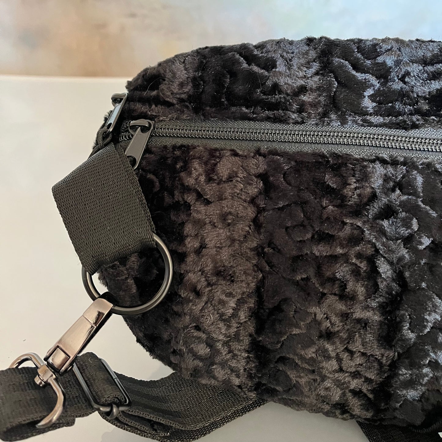 Nerka Diagonal Ave karakuły