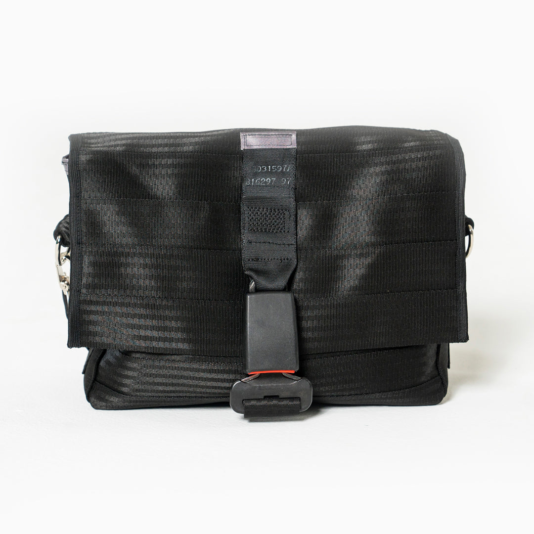 TORBA Fifth Ave z pasów samochodowych
